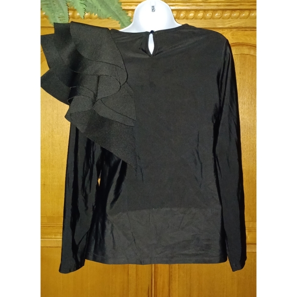 ESY Studio EY |  Black Tiered Flutter Shoulder Detail Long-Sleeve Top - Picture 12 of 16